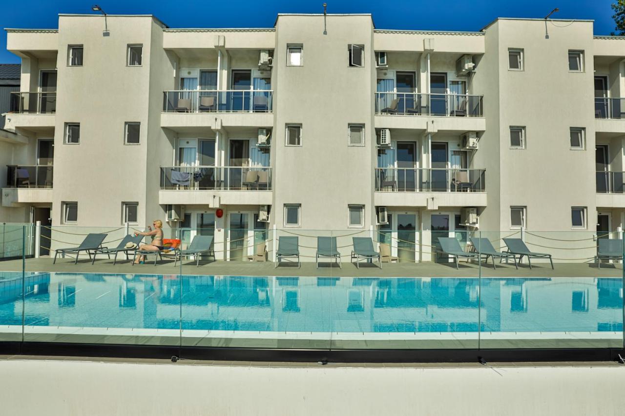 Jijo'S Hotel Mamaia Eksteriør billede